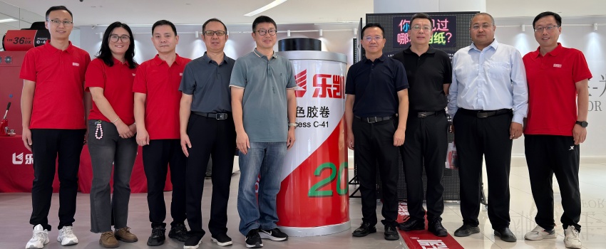 樂凱膠片國慶亮相保定萬博廣場，8天沉浸式體驗點燃市民光影熱情